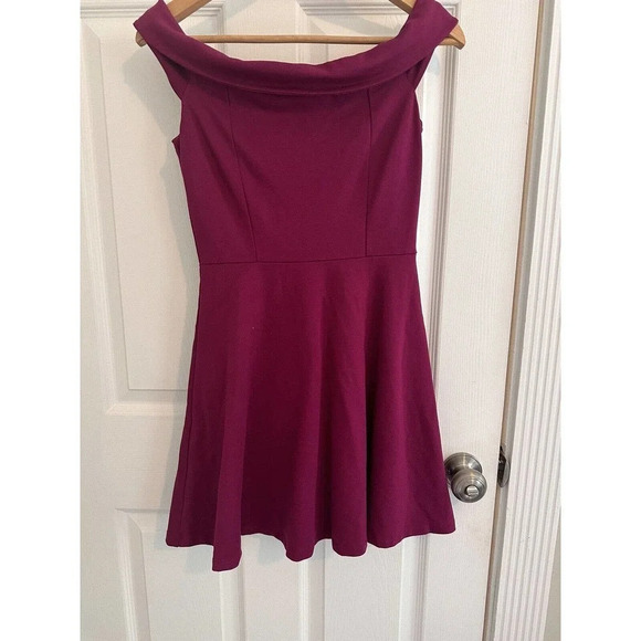 Lulus Season Of Fun Magenta Off The Shoulder Skater Fit and Flare Dress Size S - Picture 5 of 10